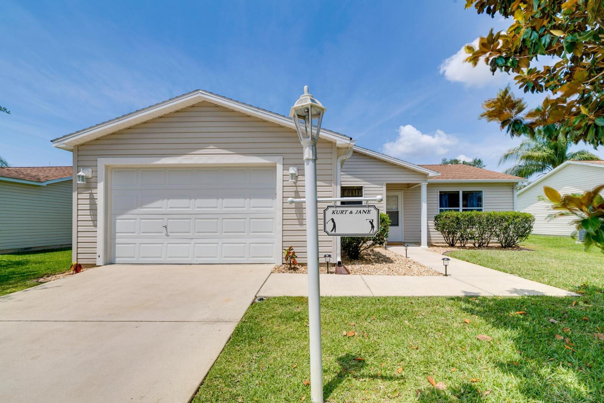 The Villages Vacation Rental With Lanai And Golf Cart! Exterior photo