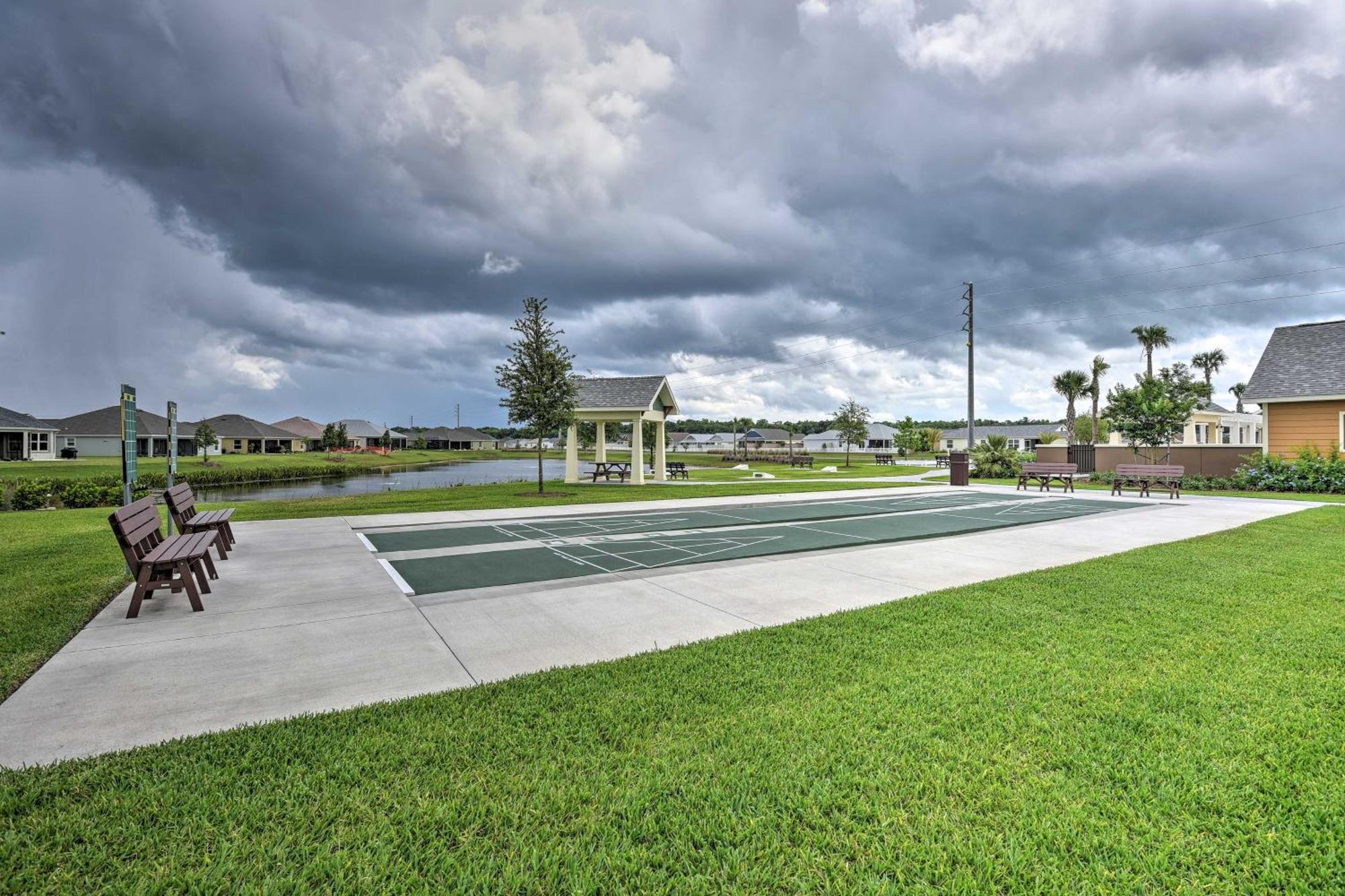The Villages Vacation Rental With Lanai And Golf Cart! Exterior photo